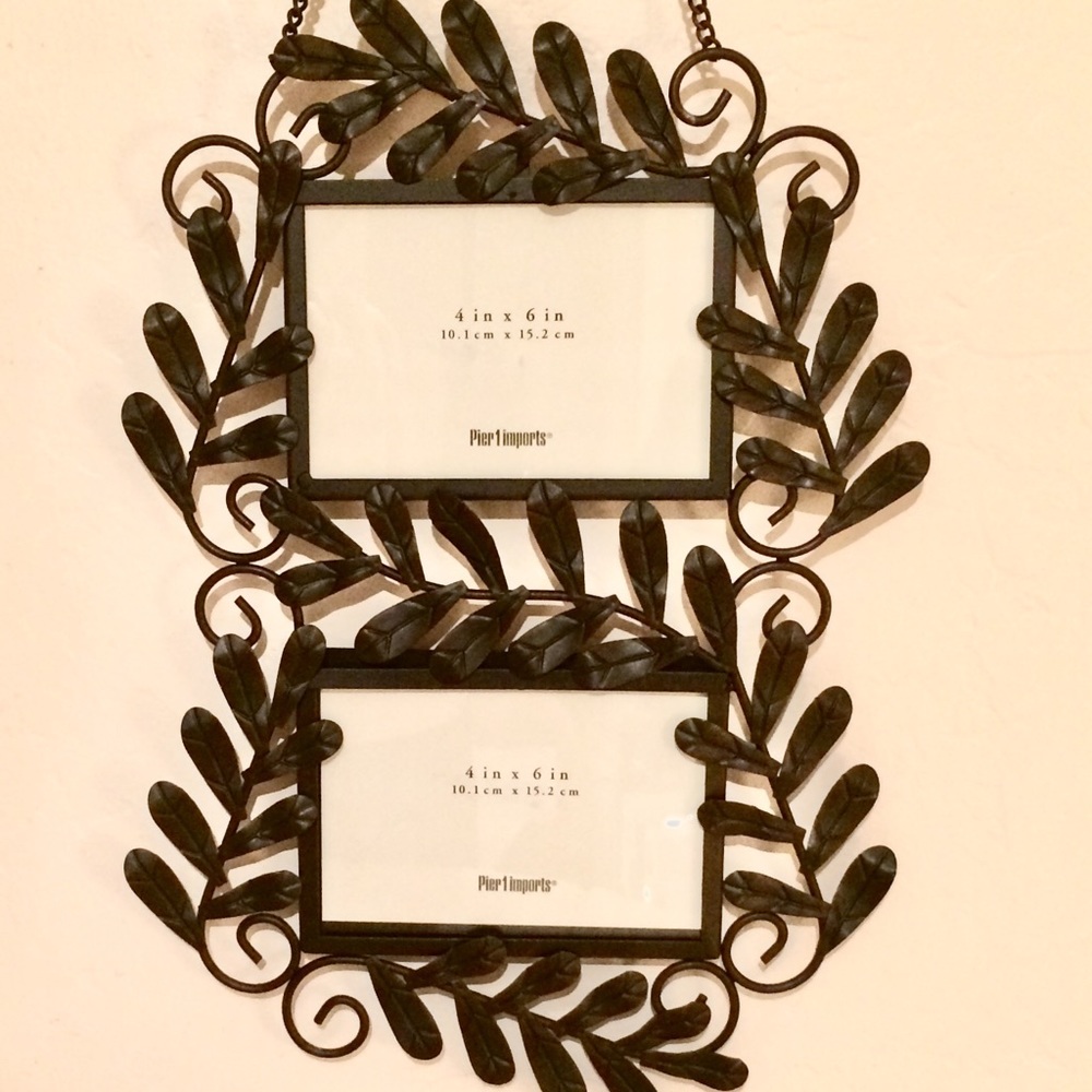 Pier 1  Metal Photo Frame on Chain 2- 4”x6” New